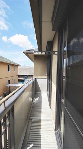 堺市西区草部のアパート