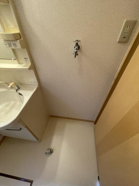 堺市西区草部のアパート