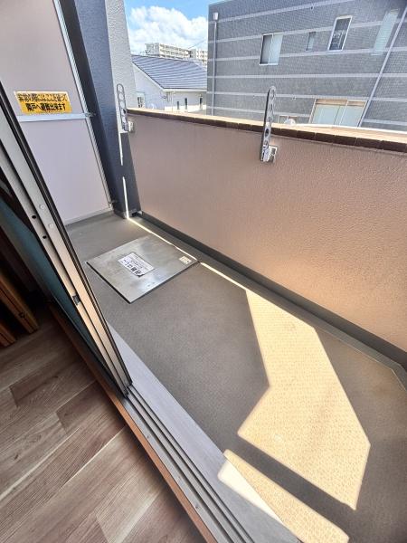 イーストキューブ