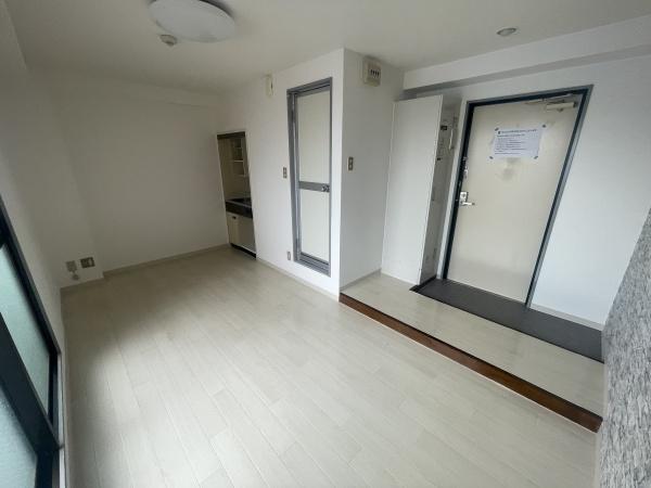 堺市西区鳳東町１丁のマンション