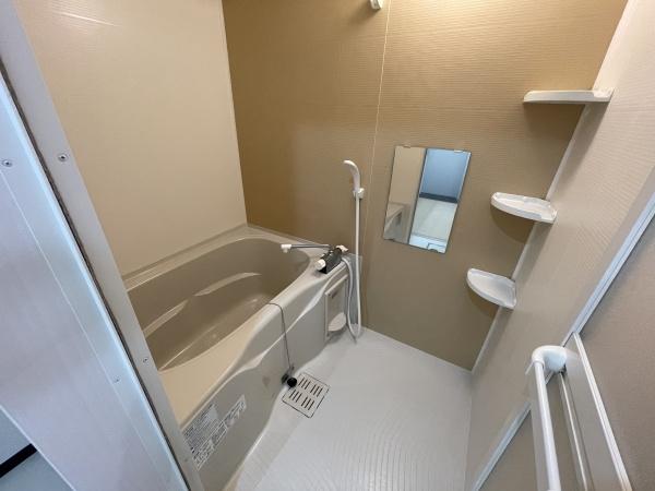 堺市西区鳳中町9丁のアパート(バス)