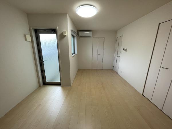 堺市西区鳳中町9丁のアパート(洋室)