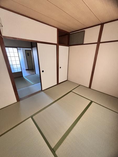 日高マンション