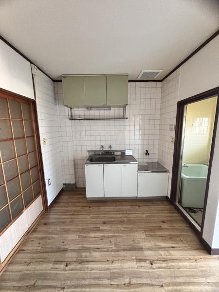 日高マンション