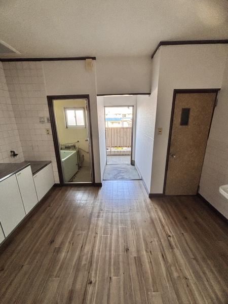 日高マンション