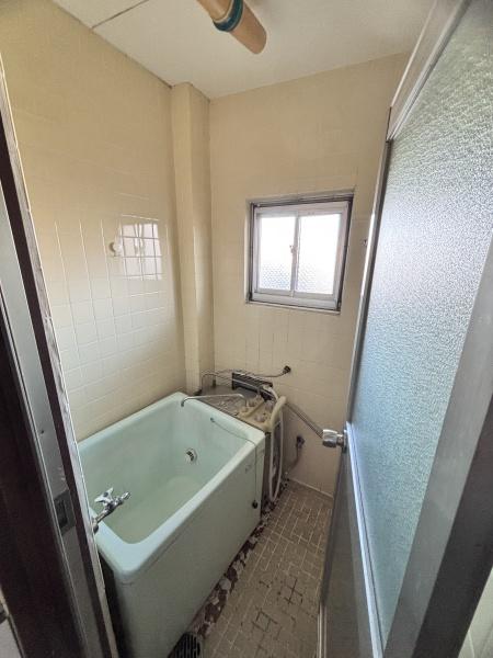 日高マンション