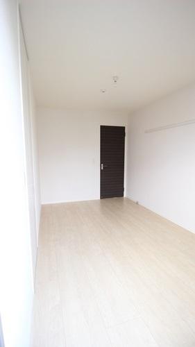 堺市西区鳳北町６丁のアパート
