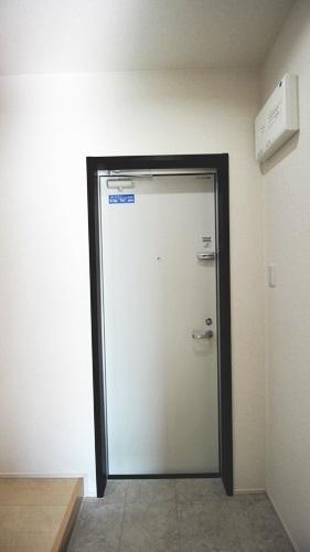 堺市西区鳳中町５丁のアパート