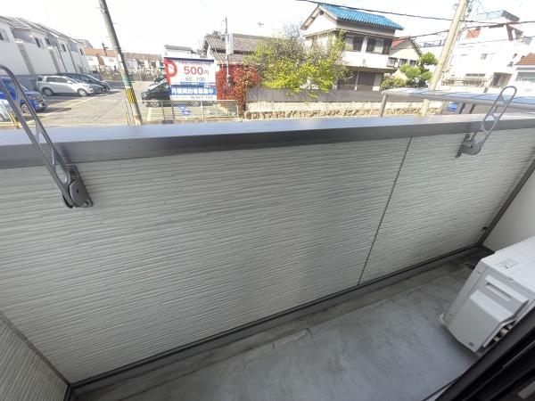 堺市西区鳳中町５丁のアパート