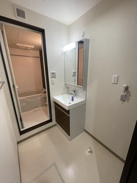 堺市西区鳳中町５丁のアパート