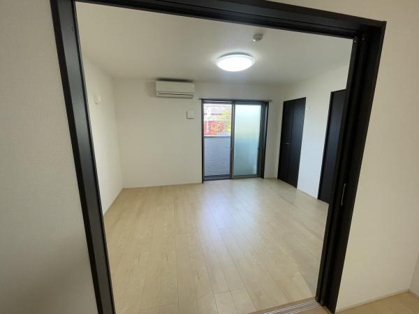 堺市西区鳳中町５丁のアパート