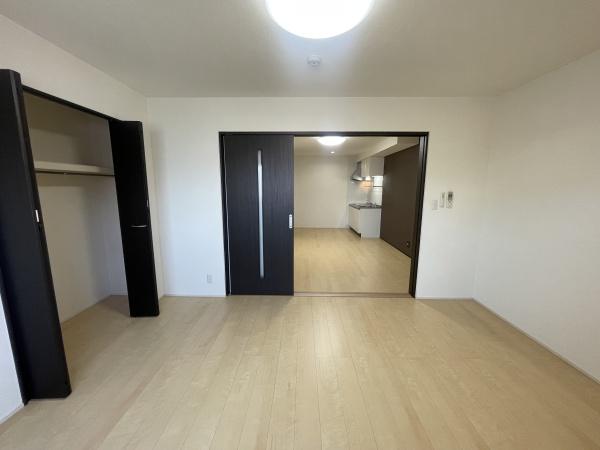 堺市西区鳳中町５丁のアパート