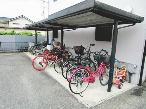 泉大津市北豊中町１丁目のアパート