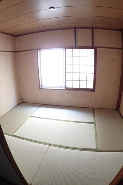 日高マンション