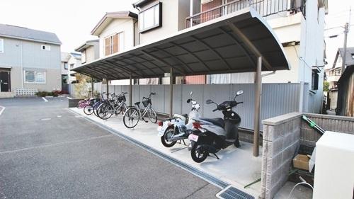 ウィット八平　A棟