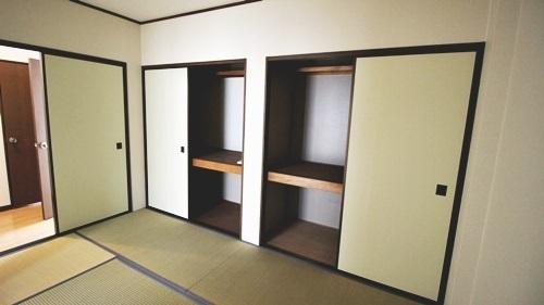 プティセゾン草部