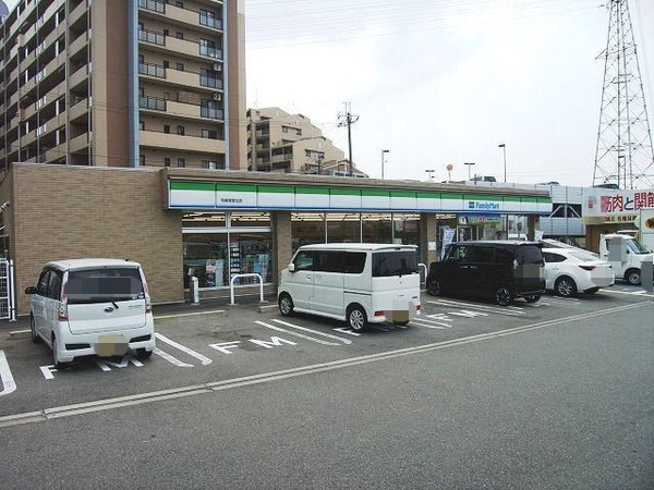 コンフォート和泉B棟(ファミリーマート和泉室堂北店)