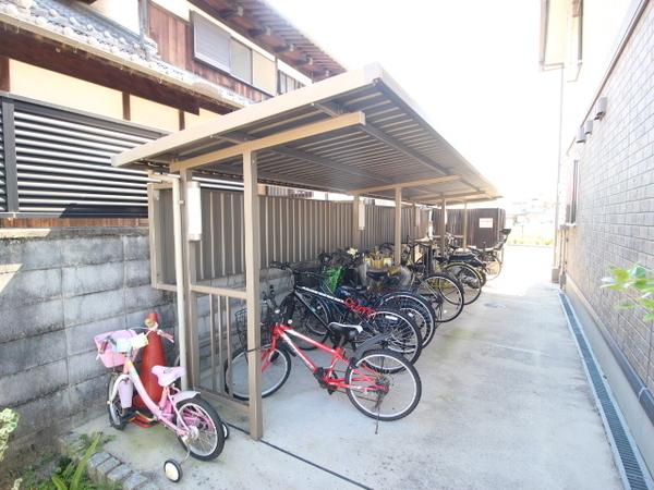 クローバーコート