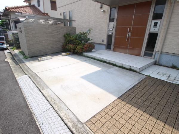 ラ・ポール鳳