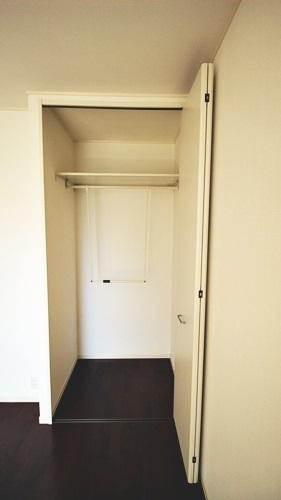 ロイヤルコート津久野