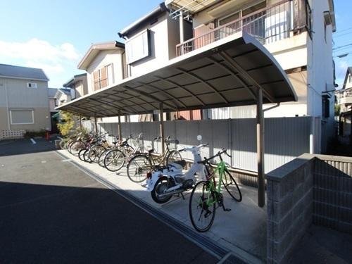 ウィット八平　A棟