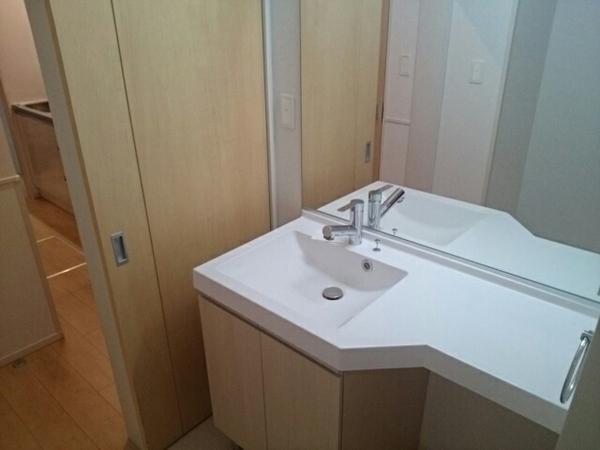 クレスト菱木２