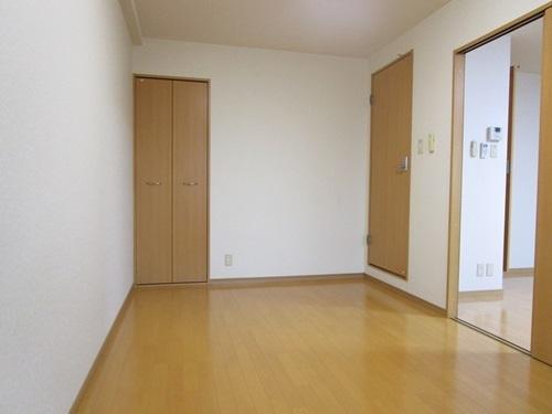 アンプルールフェールルミエール富木
