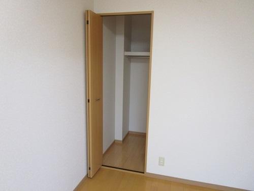 アンプルールフェールルミエール富木