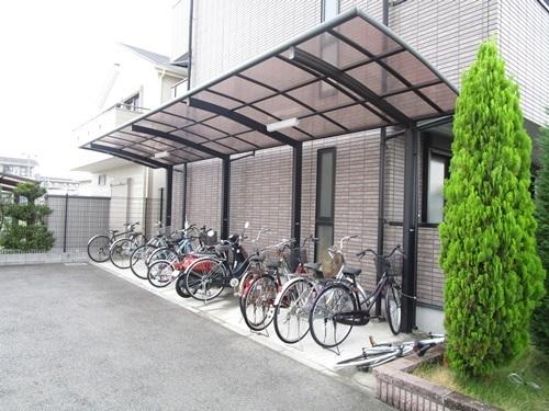 アンプルールフェールルミエール富木