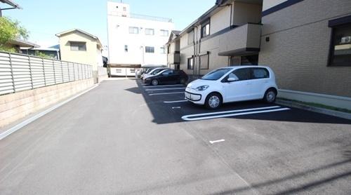 フォレスタ小津