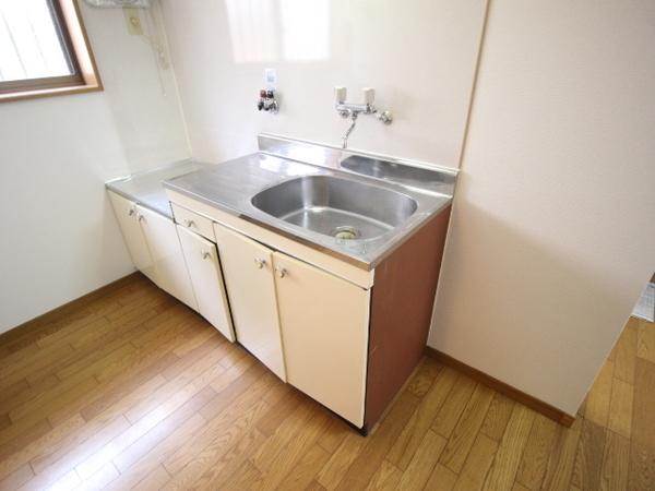 鳳中町5丁貸家　東棟