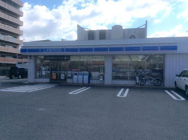 フジパレス浜寺公園２番館(ローソン高石羽衣一丁目店)
