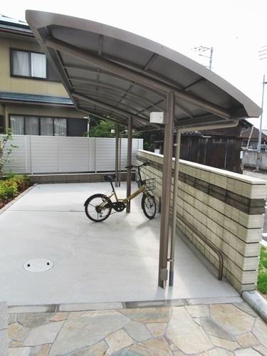 アーバーオークス