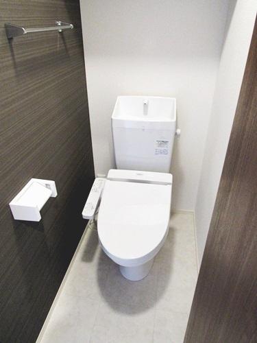 アーバーオークス