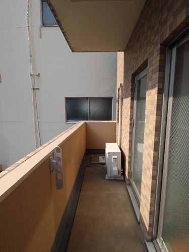 シャルマン鳳駅前