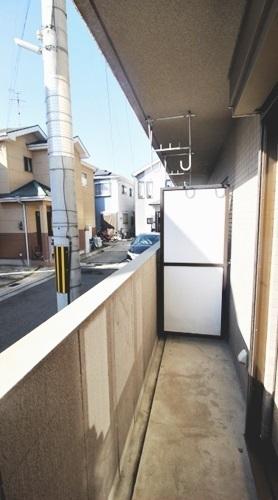 クイーンズコート取石