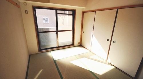 クイーンズコート取石