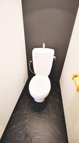 クイーンズコート取石