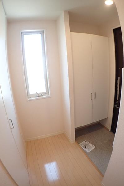 シャーメゾンからたち(玄関)