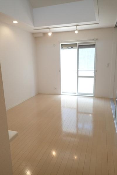 シャーメゾンからたち(リビング)