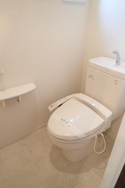 シャーメゾンからたち(トイレ)