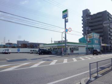 富士ハイツ(ファミリーマート堺百舌鳥梅北町店)