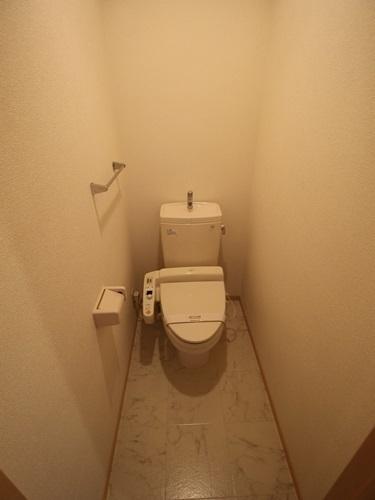 モアエクレール　B棟