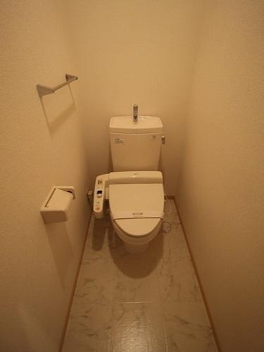 モアエクレール　B棟
