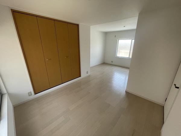 鳳南町5丁貸家