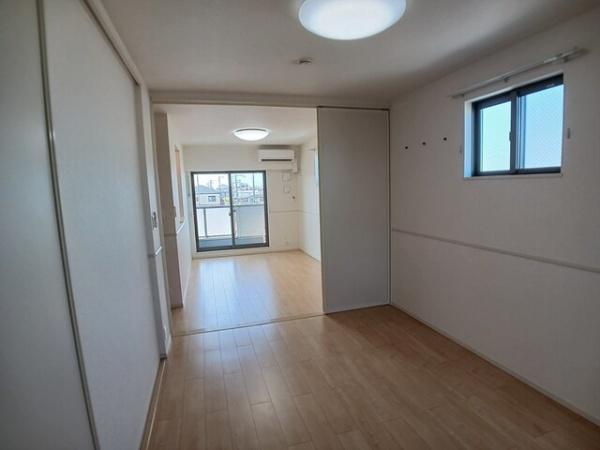 Ｙ・Ｙ・Ｙ　－　２２