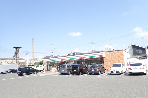 ミルト・ヴィラ　B(セブンイレブン堺草部店)