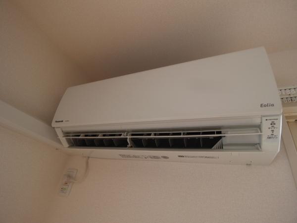 アンソレイエ　B棟