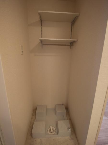 アンソレイエ　B棟