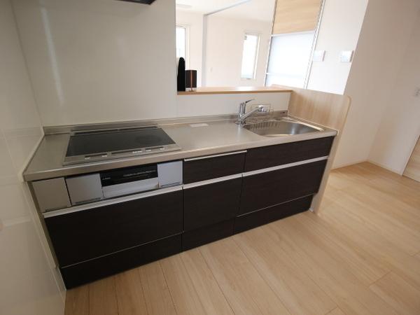 アンソレイエ　B棟